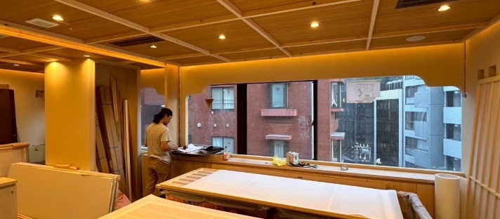 即施工の体制。熟練の店舗職人